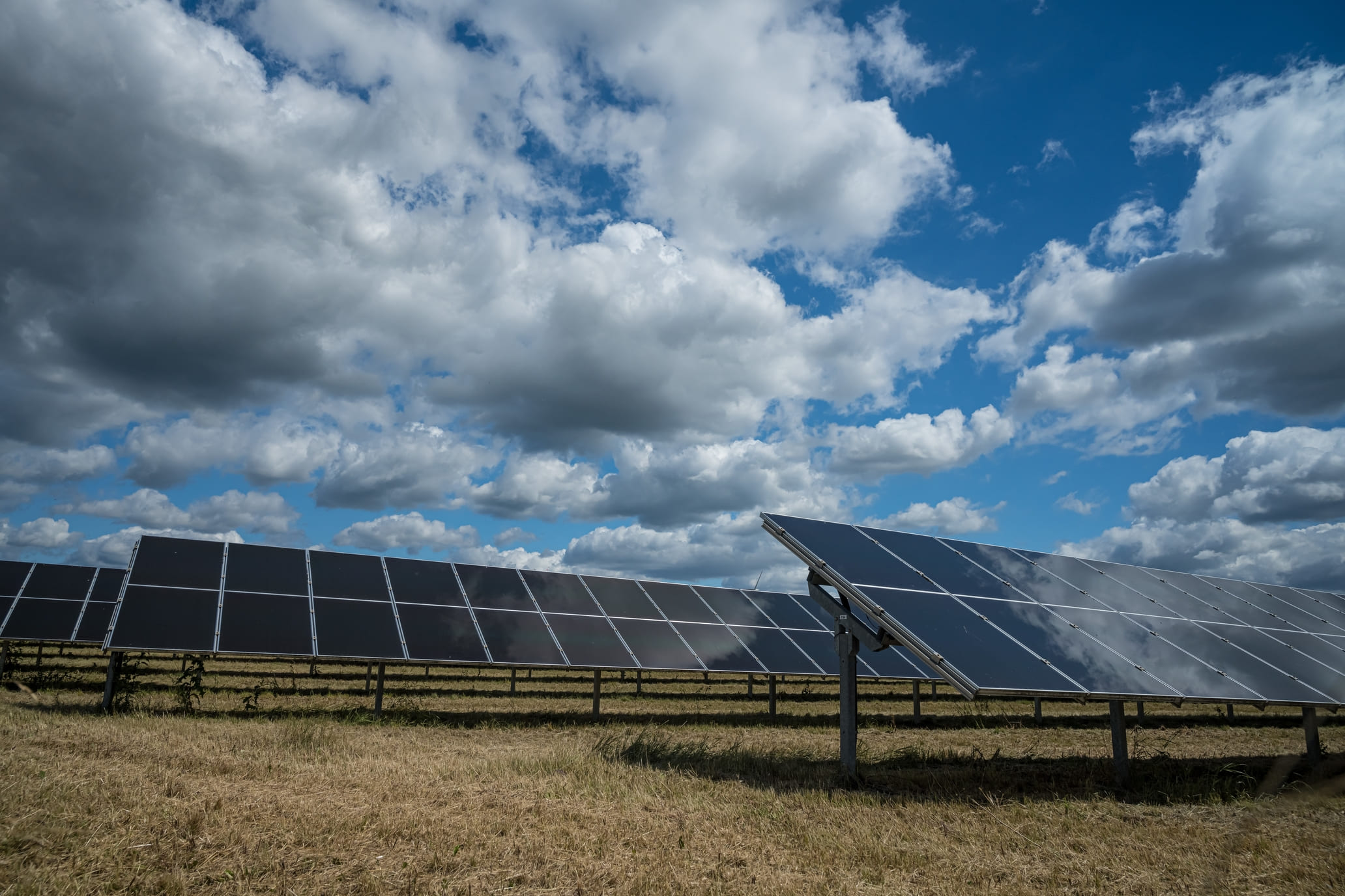 Ground-Mounted-Solar-Everything-You-Need-to-Know